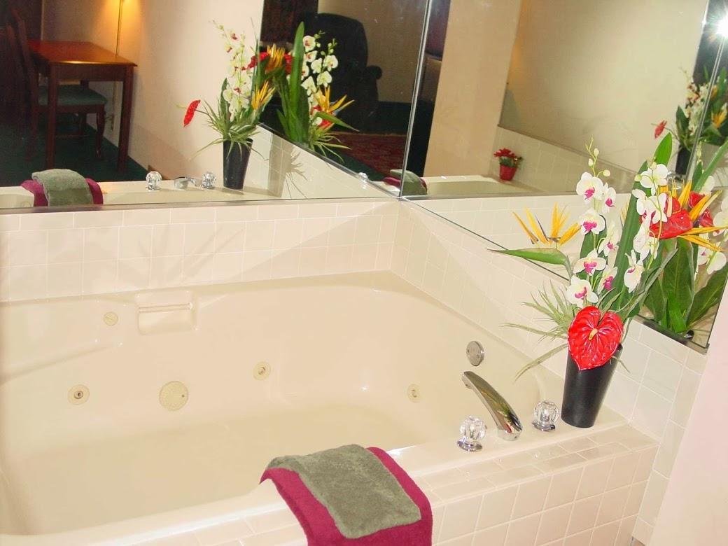 Haven Inn & Suites Монро Экстерьер фото
