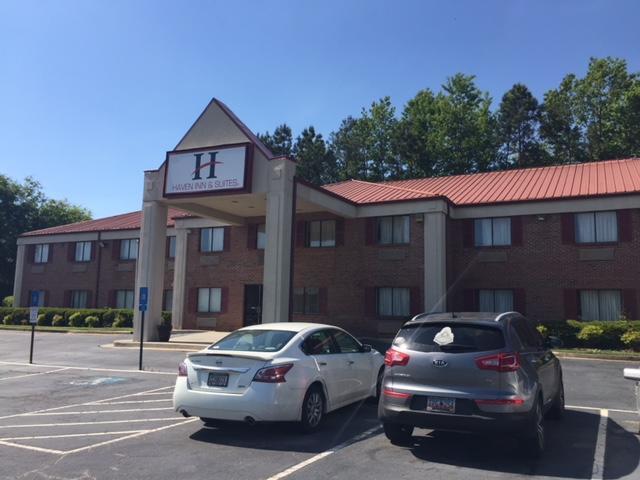 Haven Inn & Suites Монро Экстерьер фото